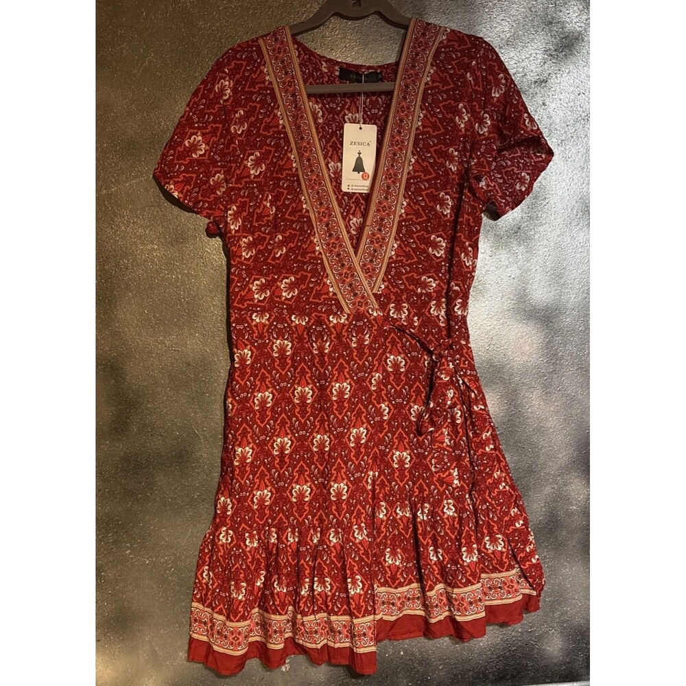 ZESICA Red Boho wrap dress 100% rayon Size M Summer Colorful Casual NWT Fall